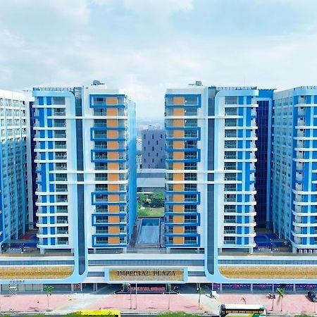 L Condotel Paranaque City Экстерьер фото