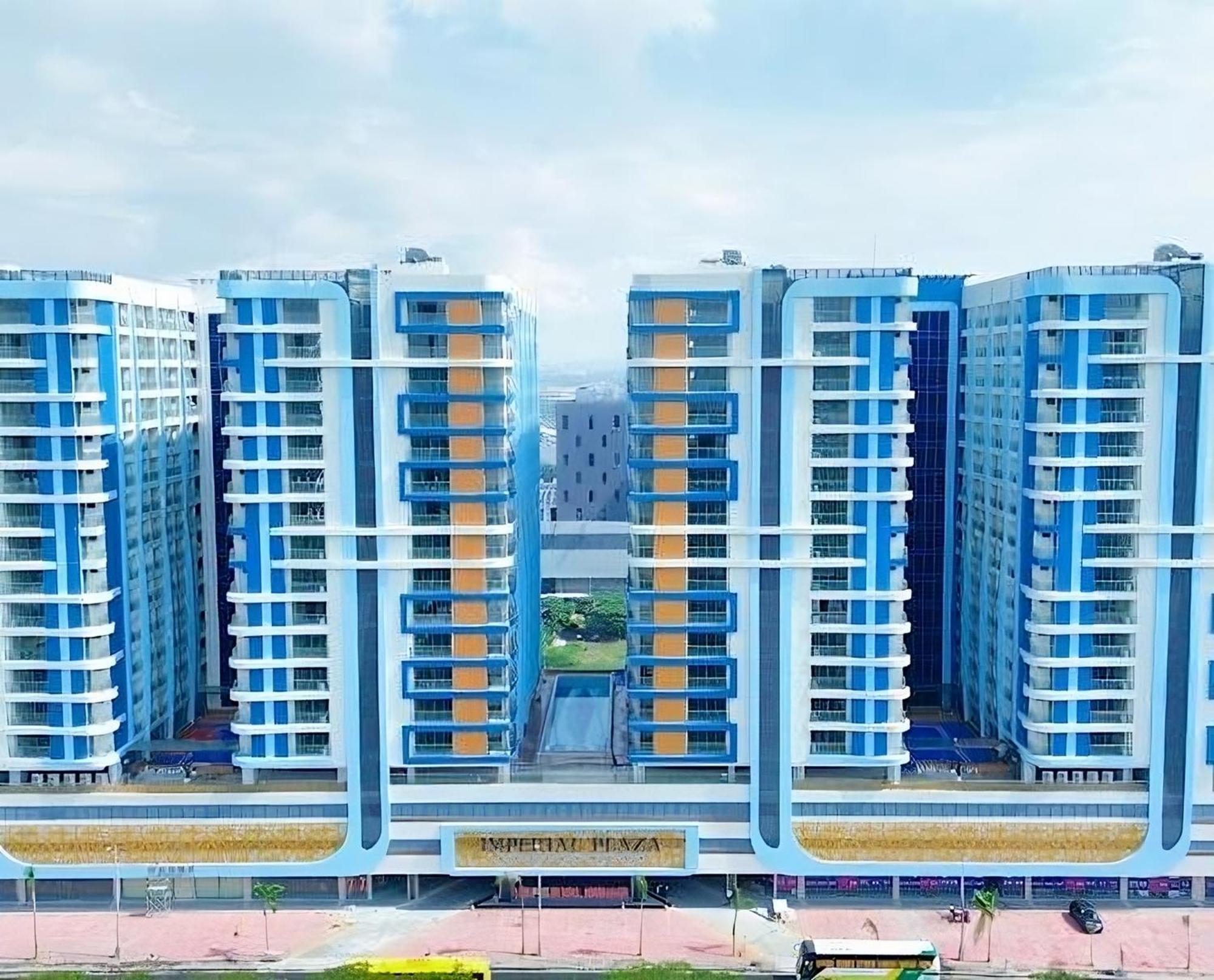 L Condotel Paranaque City Экстерьер фото