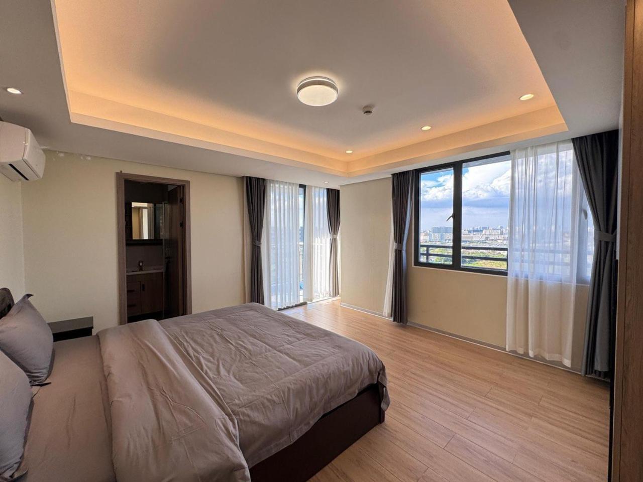 L Condotel Paranaque City Номер фото