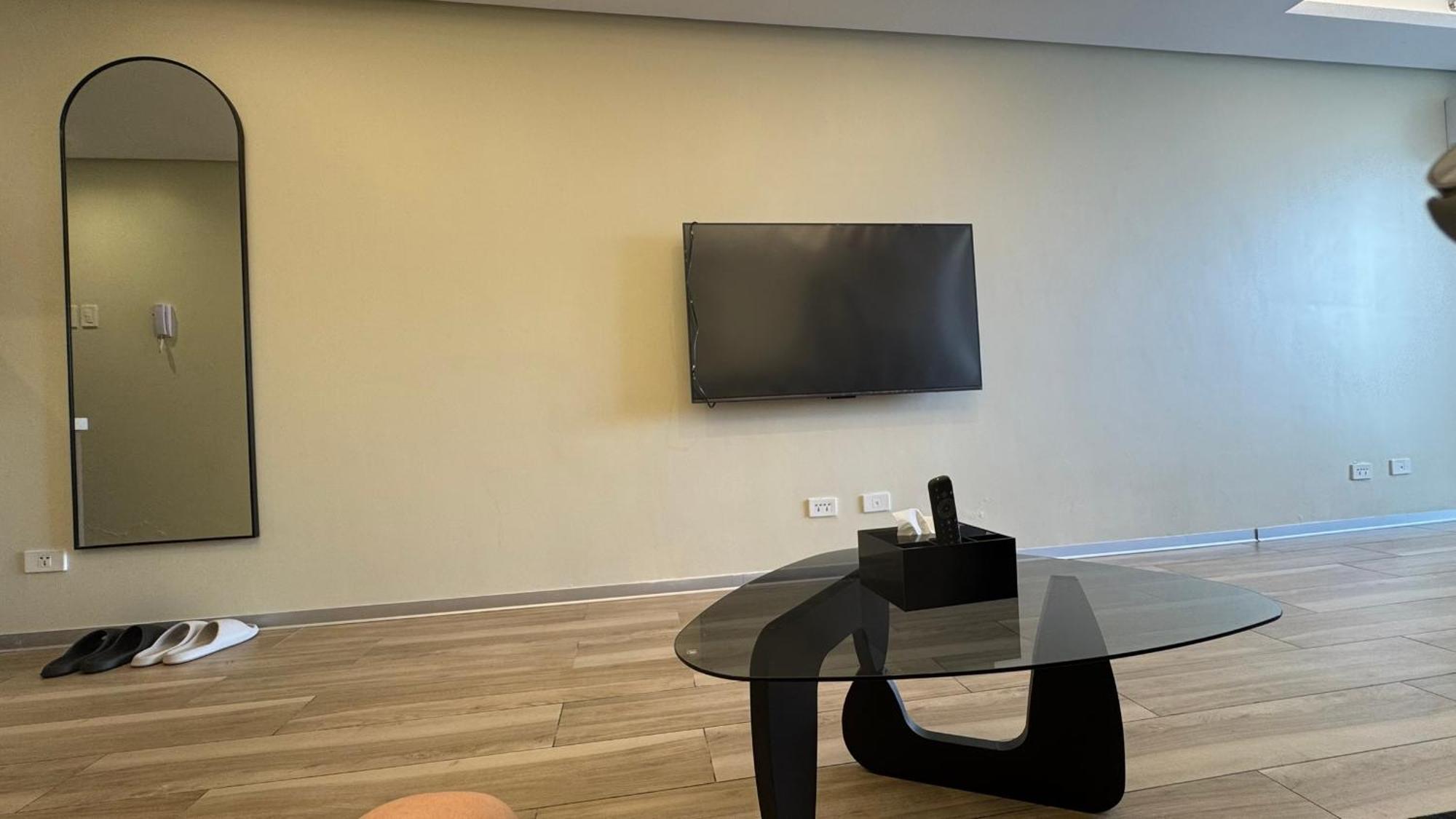 L Condotel Paranaque City Экстерьер фото